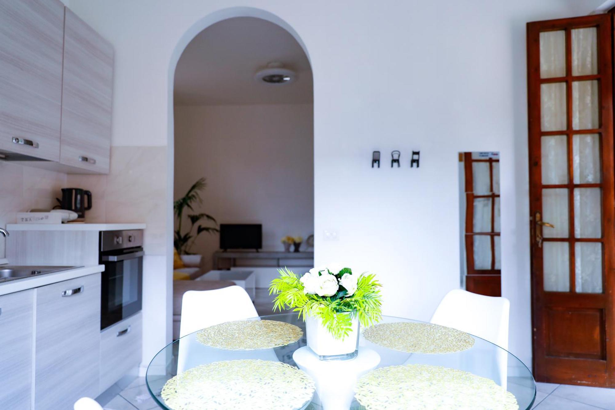 Wisteriaroom Como Exterior photo