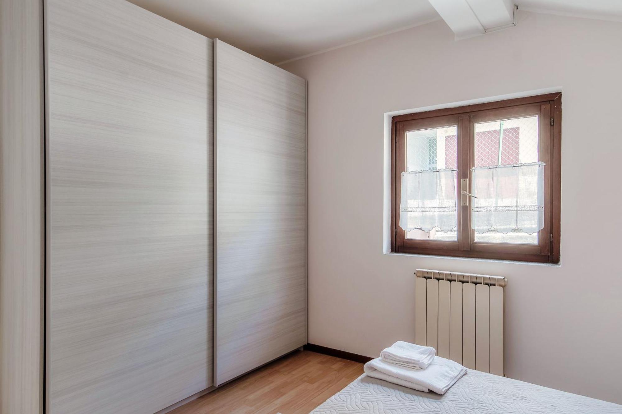 Wisteriaroom Como Room photo
