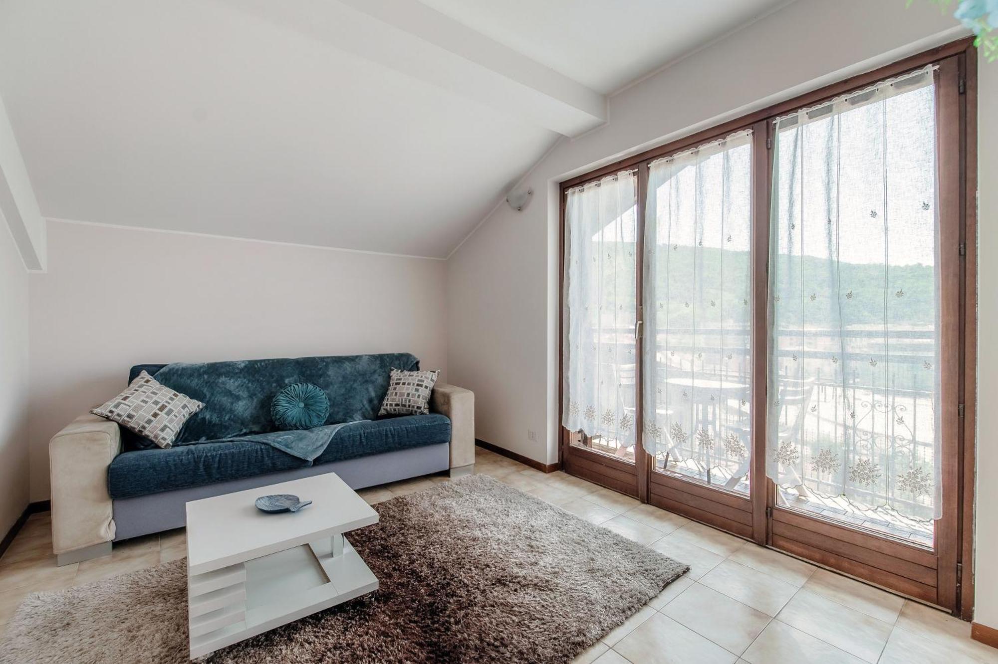 Wisteriaroom Como Room photo